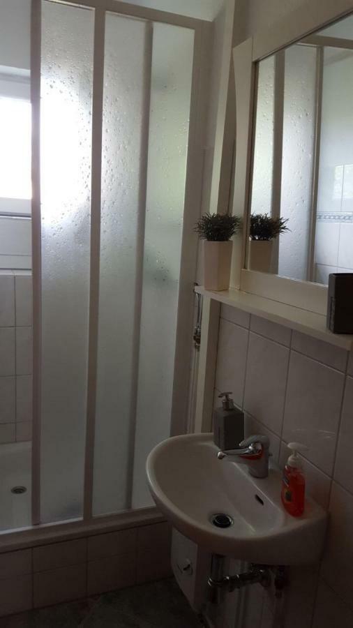Ferienwohnung Neustrelitz Buitenkant foto