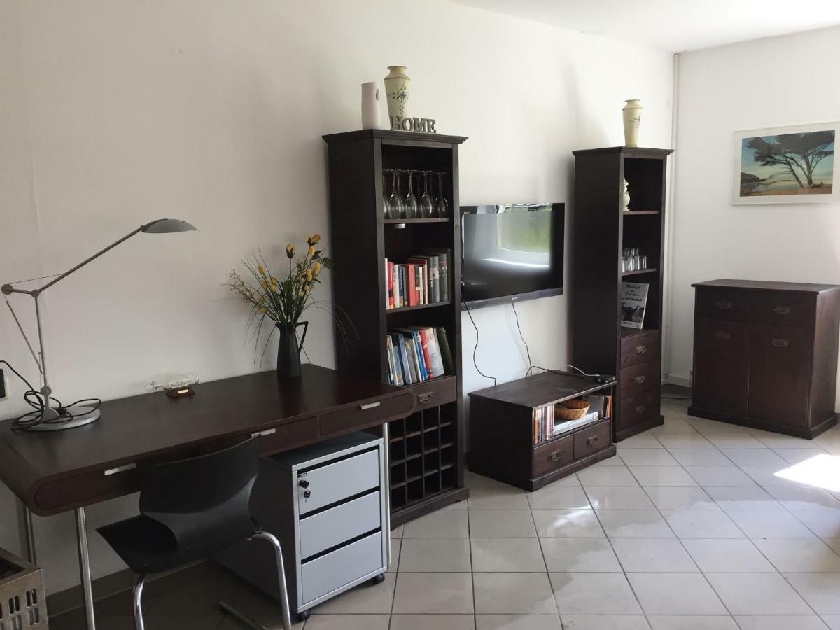 Ferienwohnung Neustrelitz Buitenkant foto